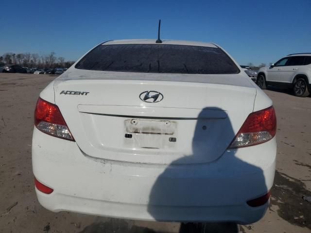 2013 Hyundai Accent GLS