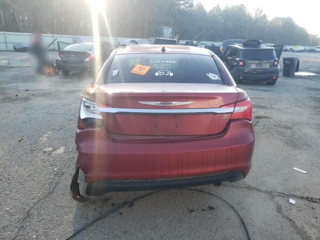 2014 Chrysler 200 Touring