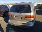 2000 Toyota Sienna LE