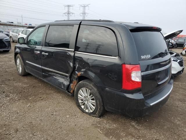 2013 Chrysler Town & Country Touring L