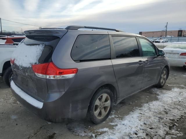 2011 Toyota Sienna LE