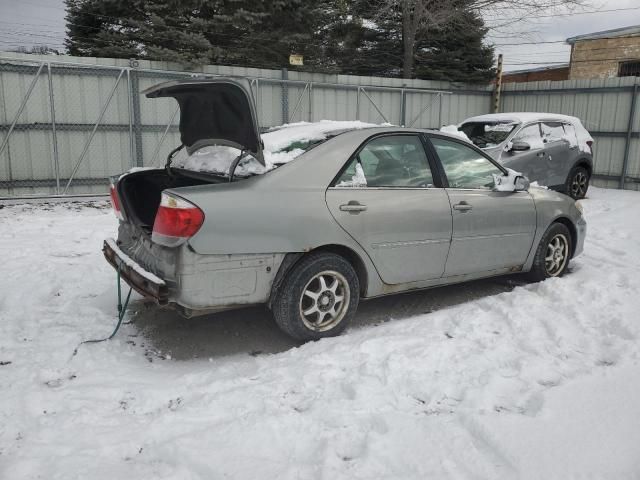 2005 Toyota Camry LE