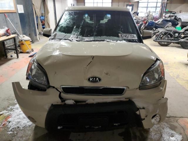 2010 KIA Soul +