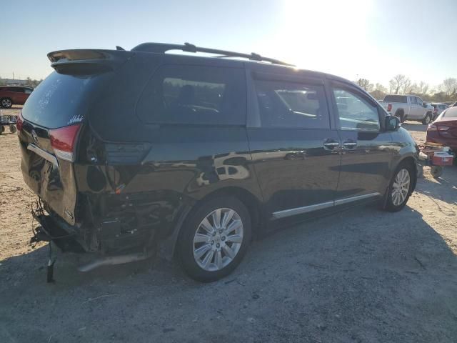 2013 Toyota Sienna XLE