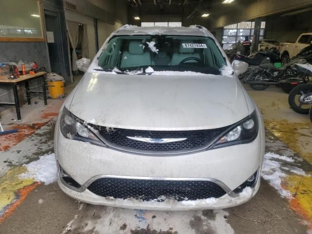 2017 Chrysler Pacifica Touring L Plus