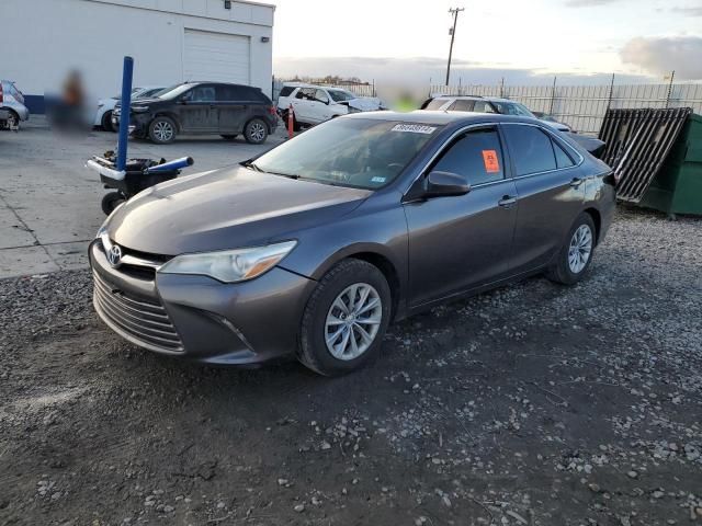 2016 Toyota Camry LE