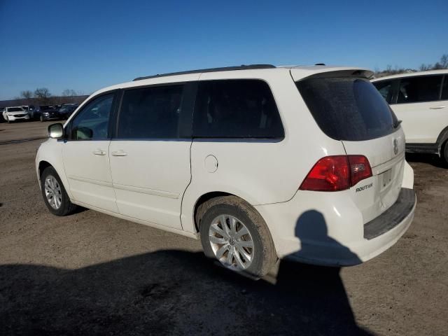 2012 Volkswagen Routan SE