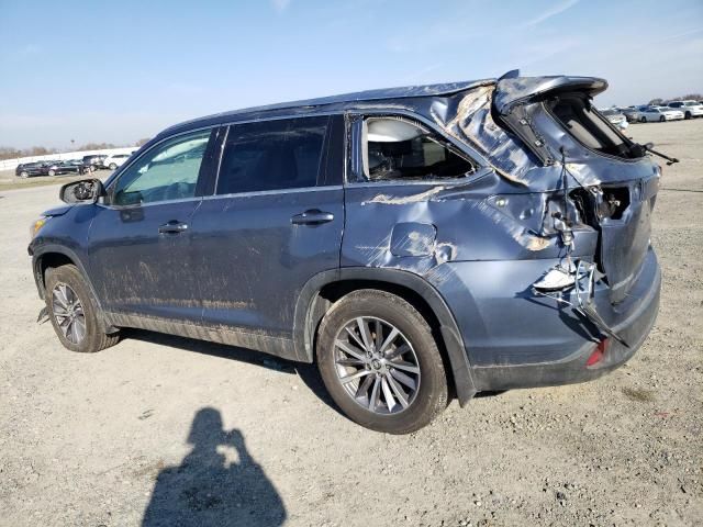 2019 Toyota Highlander SE