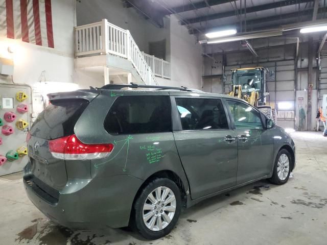 2011 Toyota Sienna XLE