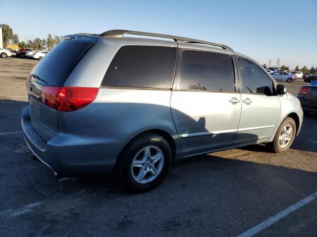 2006 Toyota Sienna CE