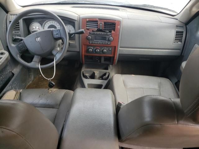 2005 Dodge Dakota Quad SLT