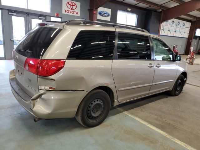 2009 Toyota Sienna CE