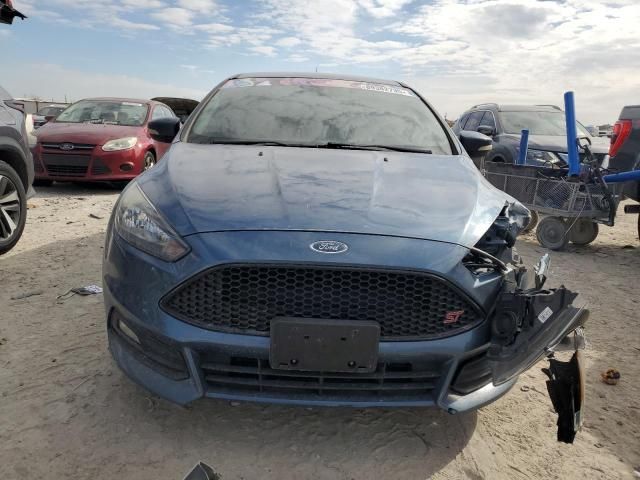 2018 Ford Focus ST