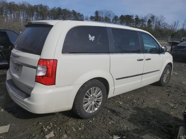 2012 Chrysler Town & Country Limited