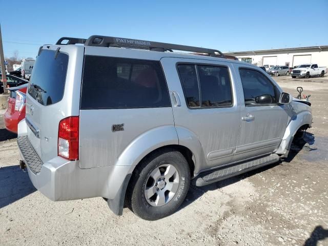 2007 Nissan Pathfinder LE