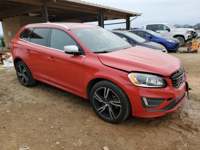 2017 Volvo XC60 T6 R-DESIGN Platinum