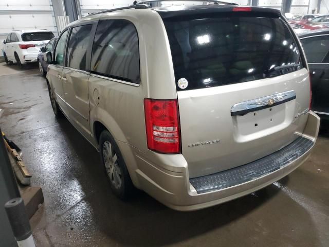 2009 Chrysler Town & Country Touring