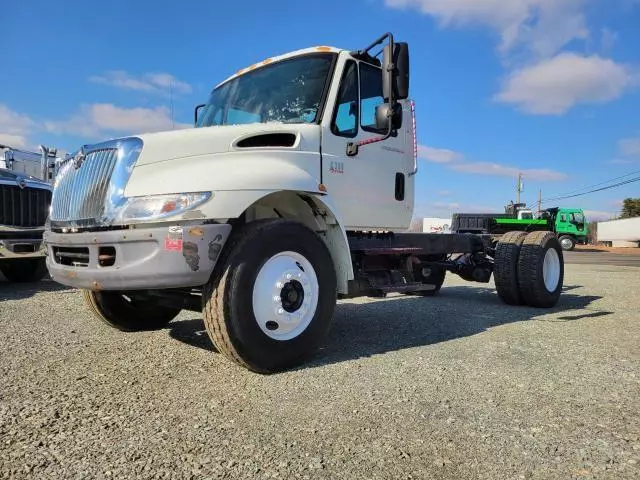 2007 International 4000 4300