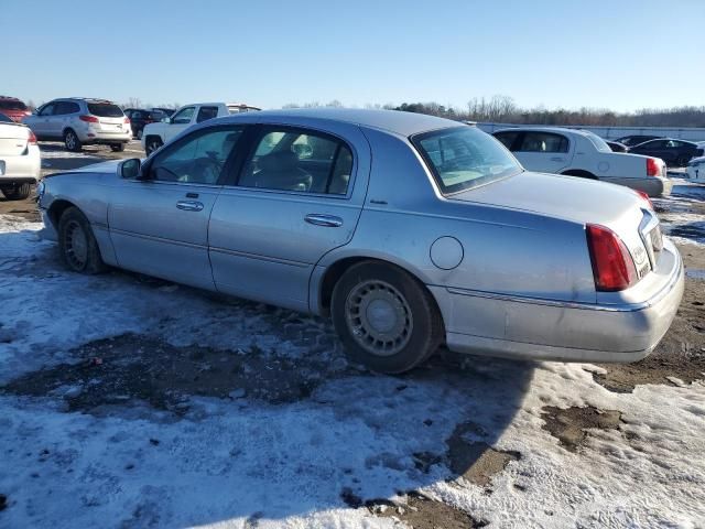 2000 Lincoln Town Car Executive