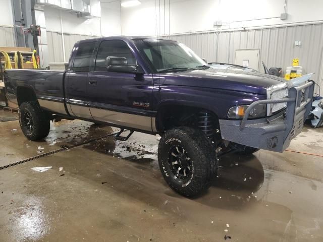 1999 Dodge RAM 2500