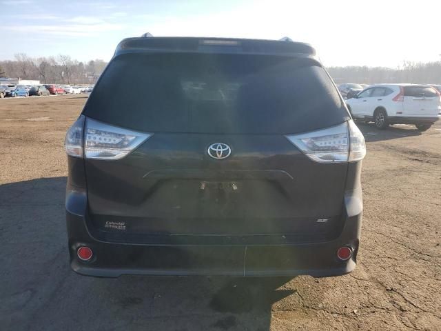 2017 Toyota Sienna SE