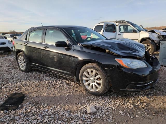 2013 Chrysler 200 Touring