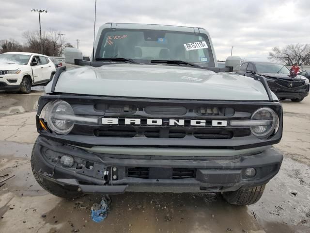 2023 Ford Bronco Base