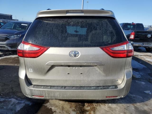 2015 Toyota Sienna LE