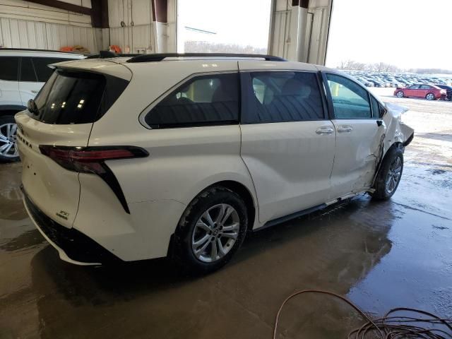 2023 Toyota Sienna XSE