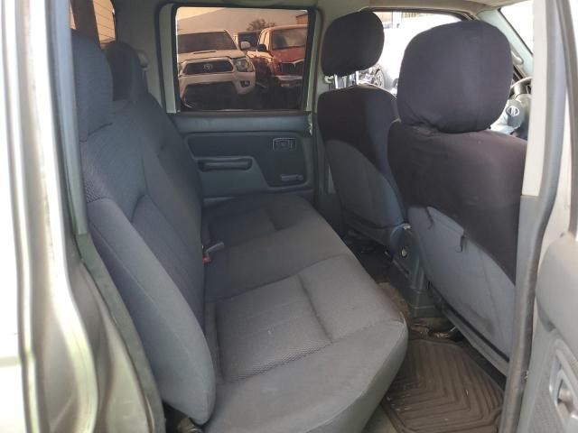 2004 Nissan Frontier Crew Cab XE V6