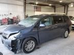 2016 Toyota Sienna XLE