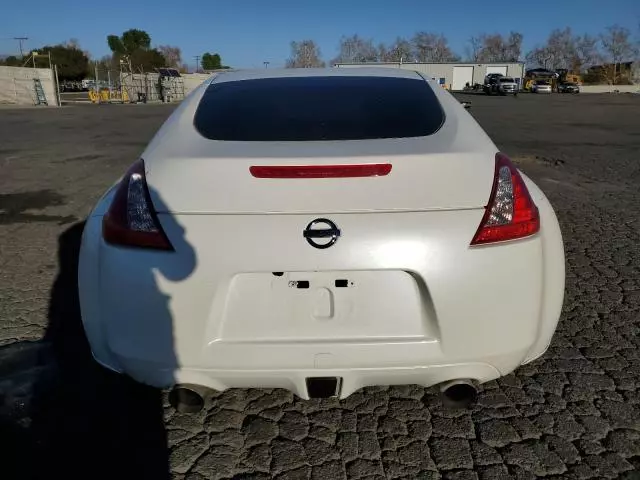 2011 Nissan 370Z Base