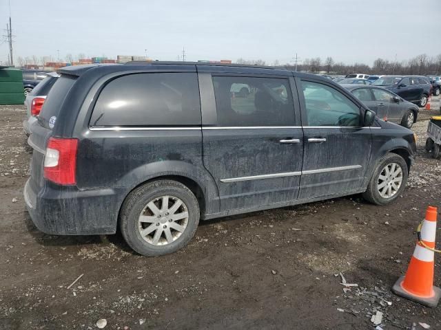 2015 Chrysler Town & Country Touring