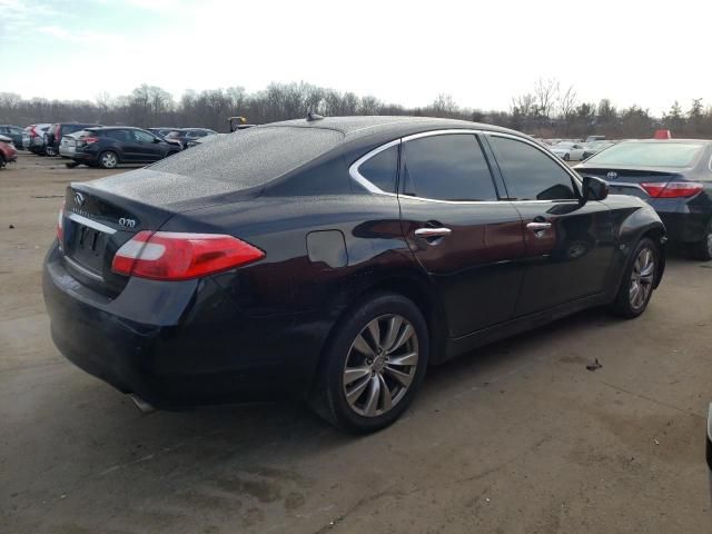 2014 Infiniti Q70 3.7