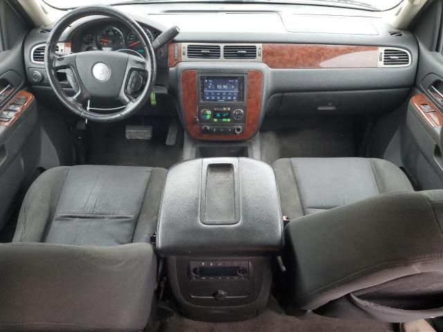 2010 Chevrolet Suburban C1500 LS