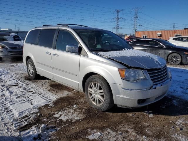 2010 Chrysler Town & Country Limited