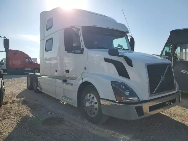 2017 Volvo VN VNL