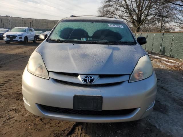 2006 Toyota Sienna CE