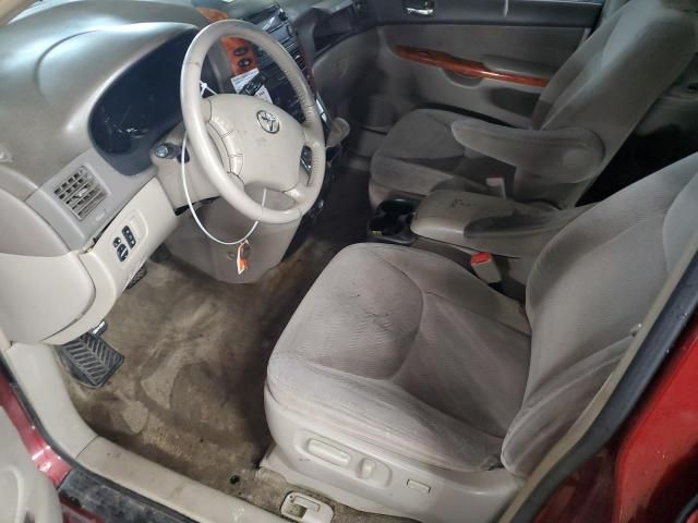 2006 Toyota Sienna XLE