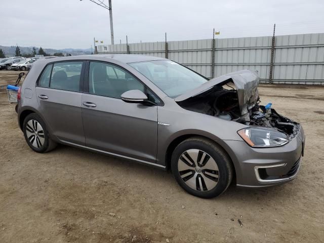 2016 Volkswagen E-GOLF SE