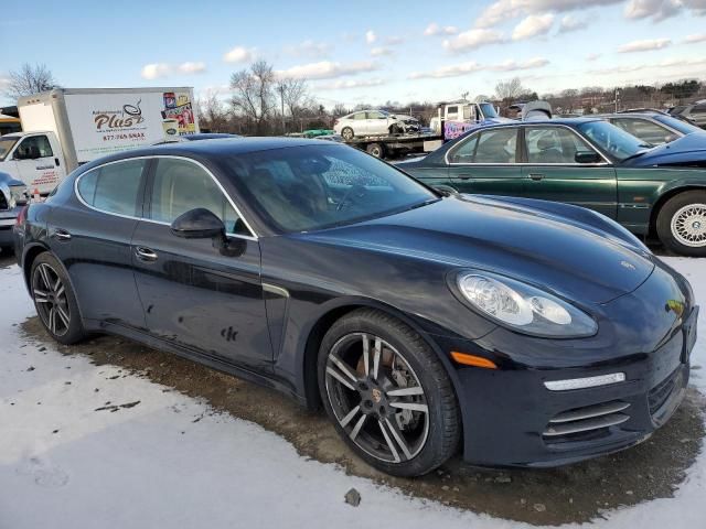 2016 Porsche Panamera S