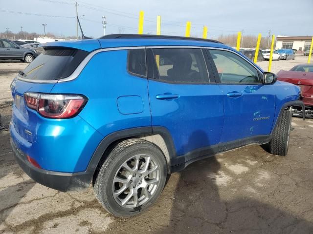 2022 Jeep Compass Latitude LUX