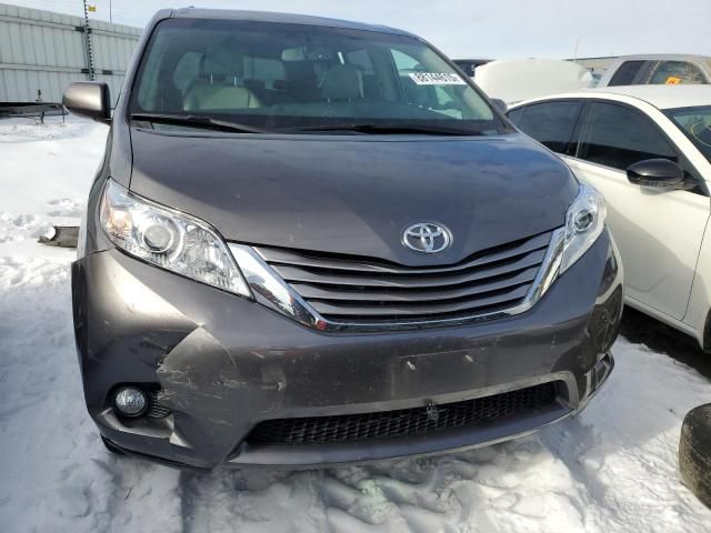 2015 Toyota Sienna XLE