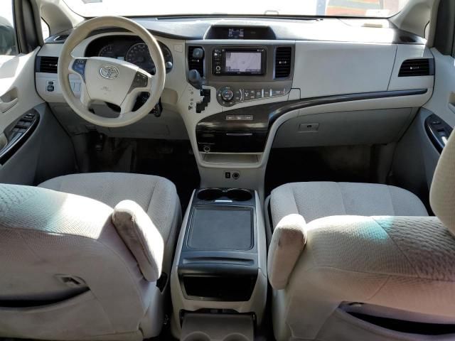 2014 Toyota Sienna LE