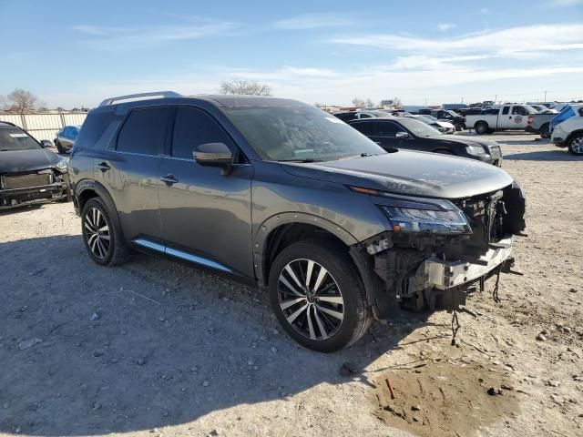 2023 Nissan Pathfinder Platinum