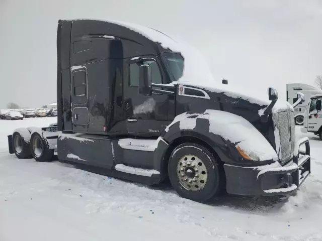 2021 Kenworth Construction T680