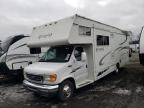 2004 Ford Econoline E450 Super Duty Cutaway Van