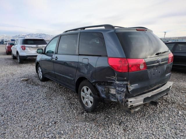 2007 Toyota Sienna CE