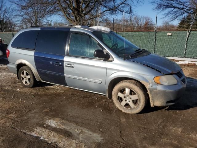 2005 Dodge Grand Caravan SE