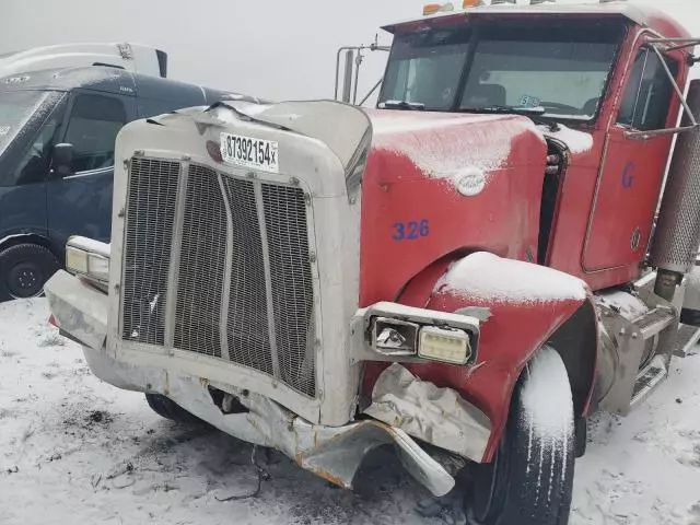 1996 Peterbilt 379